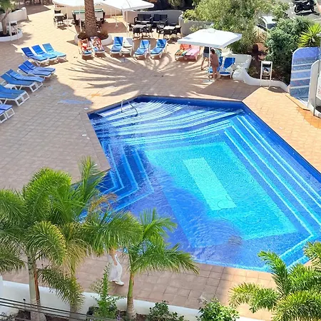 L&a Ocean View Apartmán